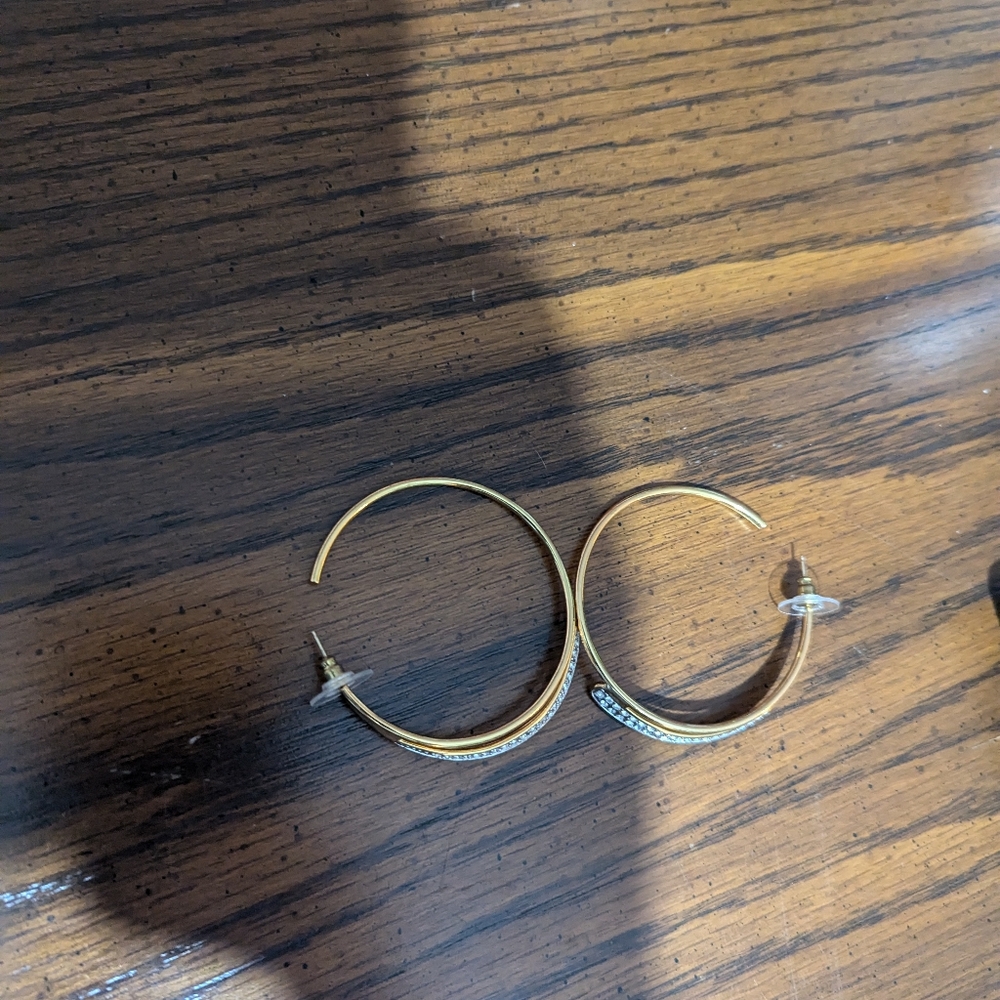 Butler Hooped Earrings - Picture 2 of 6